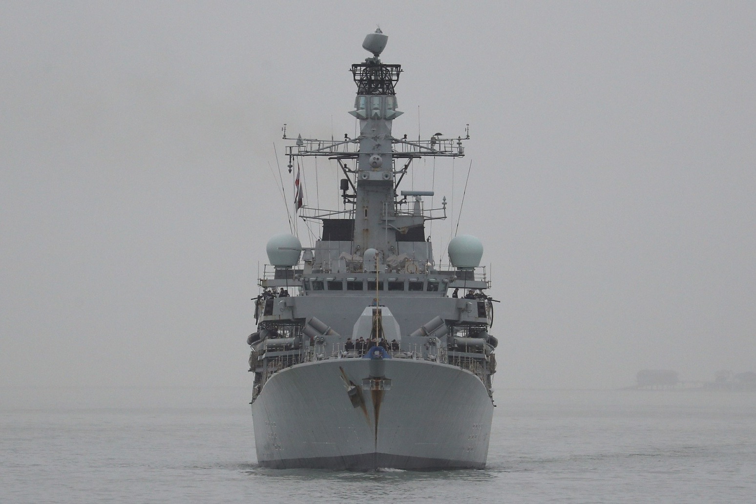 HMS Westminster shadows Russian destroyer in channel sailing 
